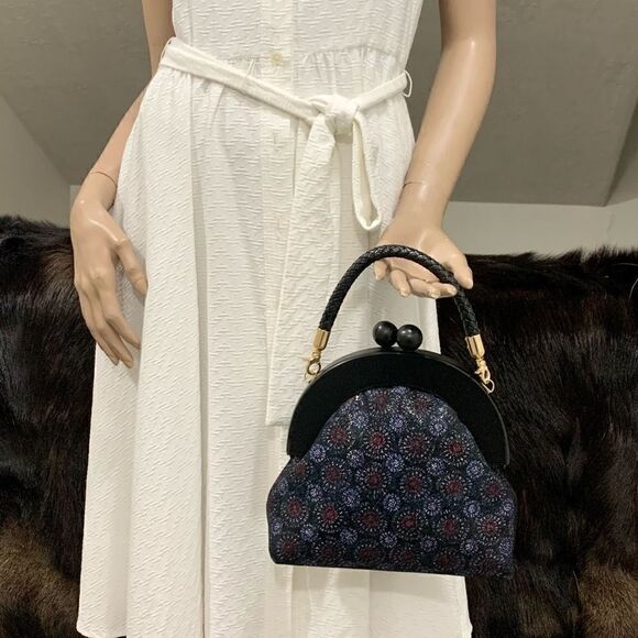 Oriental Style Genuine Leather Starburst Print, Wooden Frame Wristlet/CrossBody - Picture 7 of 16